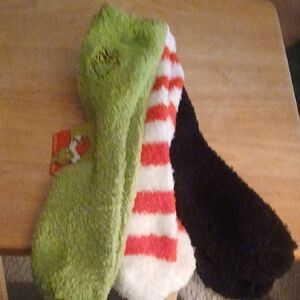 Cozy Fuzzy Grinch Socks Set - Green, Red, White, Brown